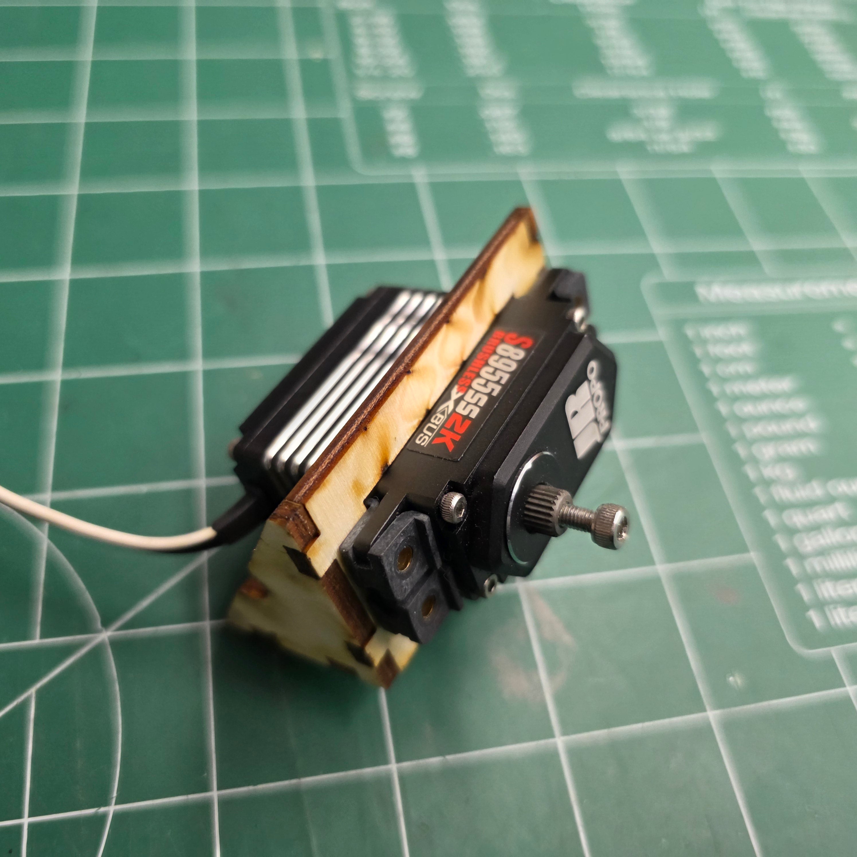 Standard Servo Mount